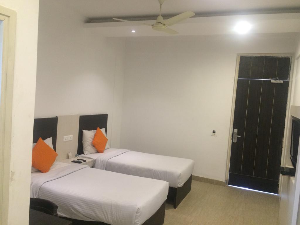 Grand Heritage Resort Greater Noida Extérieur photo